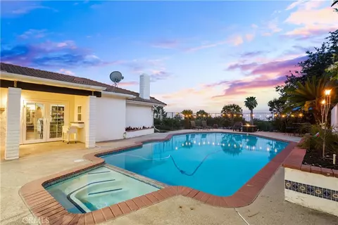Exterior - 2485 San Mateo Dr, Upland, CA 91784 photo 7 of 14