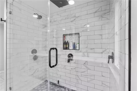 Bath - 2485 San Mateo Dr, Upland, CA 91784 photo 5 of 5
