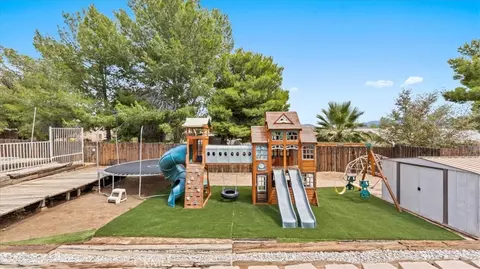 Exterior - 16165 Chiwi, Apple Valley, CA 92307 photo 5 of 6
