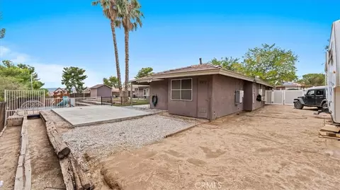 Exterior - 16165 Chiwi, Apple Valley, CA 92307 photo 6 of 6