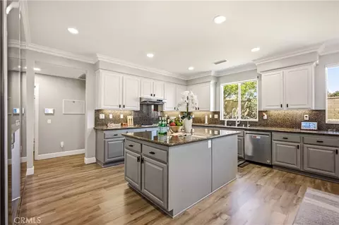 Kitchen - 1619 Bison St, Upland, CA 91784 photo 2 of 4