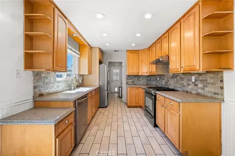 Kitchen - 7746 Beryl St, Rancho Cucamonga, CA 91730 photo 1 of 3