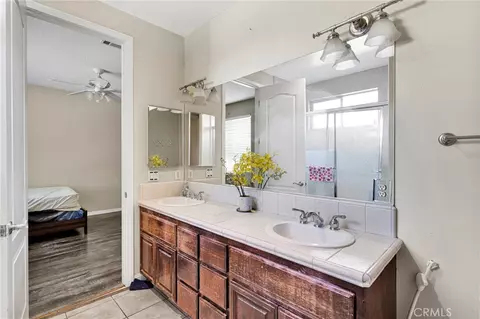 Bath - 2540 Monroe St, Riverside, CA 92504 photo 9 of 9