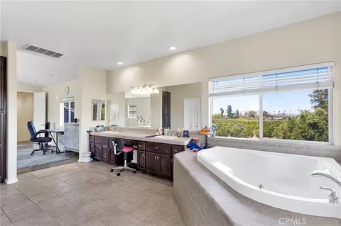 Bath - 2540 Monroe St, Riverside, CA 92504 photo 1 of 9