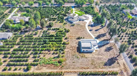 View/Area - 2540 Monroe St, Riverside, CA 92504 photo 4 of 11