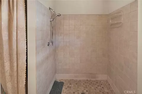 Bath - 2540 Monroe St, Riverside, CA 92504 photo 3 of 9