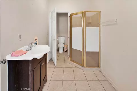 Bath - 2540 Monroe St, Riverside, CA 92504 photo 8 of 9