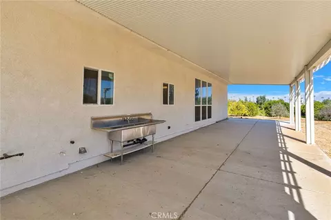 Exterior - 2540 Monroe St, Riverside, CA 92504 photo 8 of 10