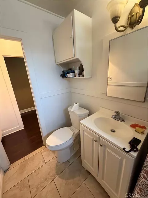 Bath - 936 N Laurel, Ontario, CA 91762 photo 2 of 3