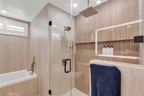 Bath - 11159 Carriage Ave, Montclair, CA 91763 photo 3 of 5