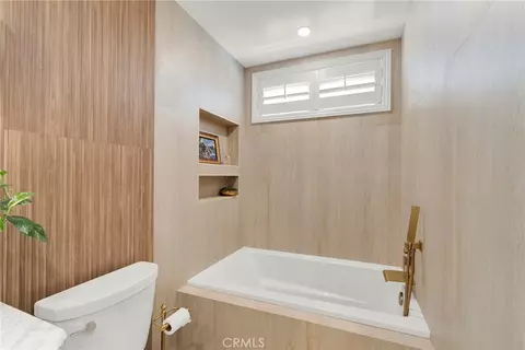 Bath - 11159 Carriage Ave, Montclair, CA 91763 photo 4 of 5
