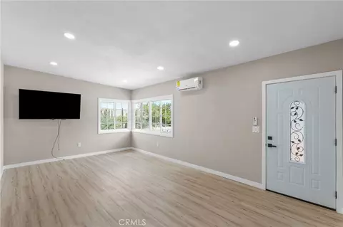Living - 7888 Fox Trl, Yucca Valley, CA 92284 photo 1 of 6