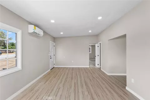Living - 7888 Fox Trl, Yucca Valley, CA 92284 photo 4 of 6
