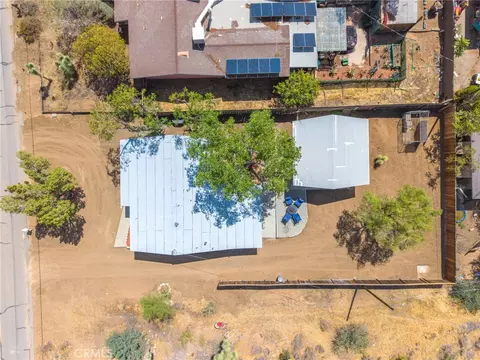 View/Area - 7888 Fox Trl, Yucca Valley, CA 92284 photo 3 of 4