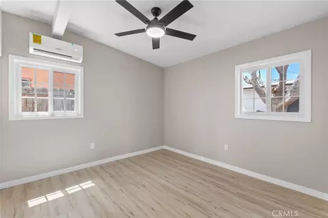 Bedroom - 7888 Fox Trl, Yucca Valley, CA 92284 photo 2 of 3