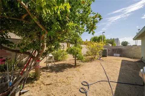 Exterior - 527 E Maple, Monrovia, CA 91016 photo 13 of 17