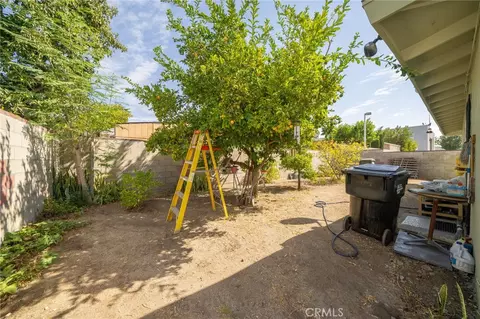 Exterior - 527 E Maple, Monrovia, CA 91016 photo 12 of 17