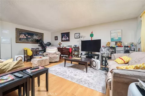 Living - 527 E Maple, Monrovia, CA 91016 photo 2 of 2