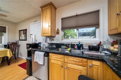 Kitchen - 527 E Maple, Monrovia, CA 91016 photo 5 of 5
