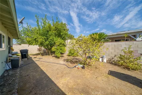 Exterior - 527 E Maple, Monrovia, CA 91016 photo 14 of 17