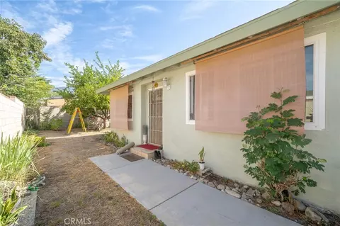 Exterior - 527 E Maple, Monrovia, CA 91016 photo 9 of 17
