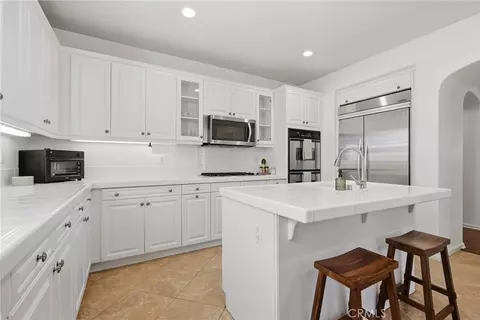 Kitchen - 1451 Cole Ln, Upland, CA 91784 photo 2 of 3