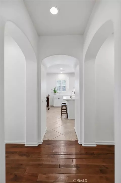 Entry Way - 1451 Cole Ln, Upland, CA 91784 photo 3 of 3