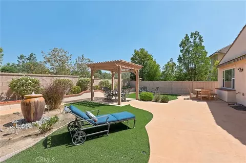 Exterior - 1451 Cole Ln, Upland, CA 91784 photo 6 of 6
