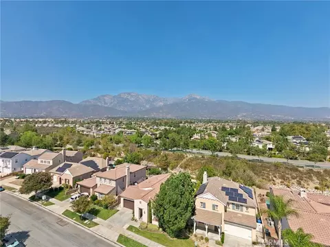 View/Area - 1451 Cole Ln, Upland, CA 91784 photo 2 of 6