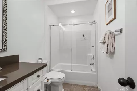Bath - 1451 Cole Ln, Upland, CA 91784 photo 1 of 6
