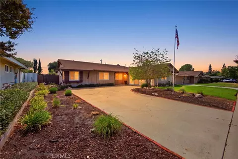 610 Ridgefield, Claremont, CA 91711