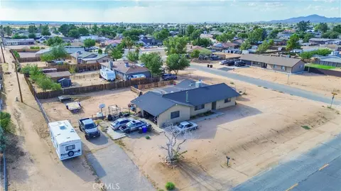View/Area - 11746 Mohawk Rd, Apple Valley, CA 92308 photo 6 of 6