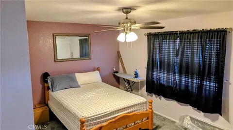 Bedroom - 11746 Mohawk Rd, Apple Valley, CA 92308 photo 2 of 2