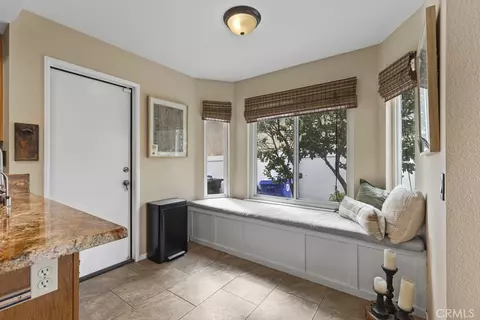 Entry Way - 29042 Jasmine Crk, Highland, CA 92346 photo 3 of 3