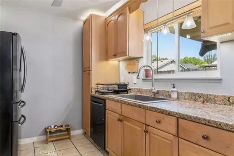 Kitchen - 1412 Frances St, Redlands, CA 92374 photo 2 of 3