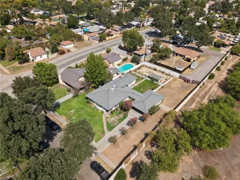 View/Area - 2989 Ladera Rd, San Bernardino, CA 92405 photo 4 of 14