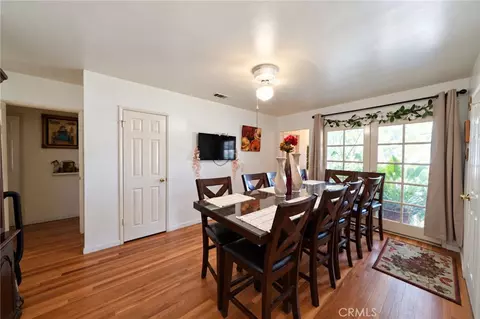 Dining - 2989 Ladera Rd, San Bernardino, CA 92405 photo 5 of 5