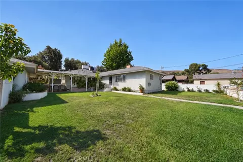 Exterior - 2989 Ladera Rd, San Bernardino, CA 92405 photo 10 of 17