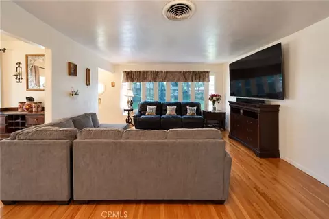 Living - 2989 Ladera Rd, San Bernardino, CA 92405 photo 5 of 5