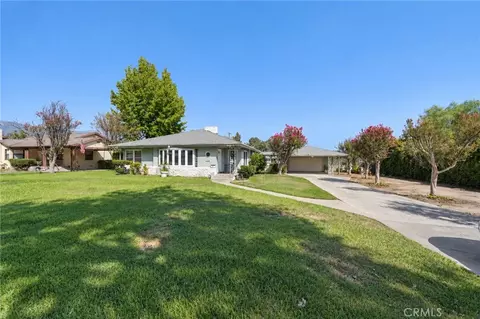Exterior - 2989 Ladera Rd, San Bernardino, CA 92405 photo 3 of 17