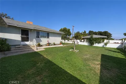 Exterior - 2989 Ladera Rd, San Bernardino, CA 92405 photo 6 of 17