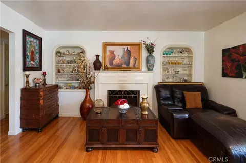 Living - 2989 Ladera Rd, San Bernardino, CA 92405 photo 3 of 5