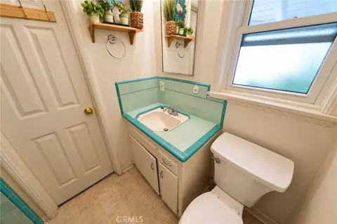 Bath - 2989 Ladera Rd, San Bernardino, CA 92405 photo 1 of 5