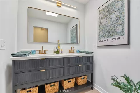 Bath - 434 Champlain, Claremont, CA 91711 photo 1 of 6
