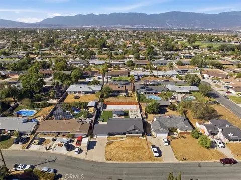 View/Area - 418 E Margarita Rd, Rialto, CA 92376 photo 1 of 5