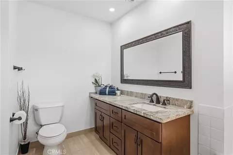 Bath - 804 Myrtle Ave, Glendora, CA 91741 photo 1 of 7