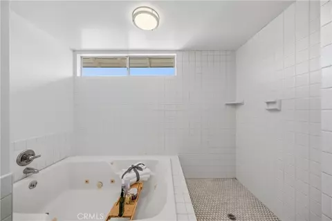 Bath - 804 Myrtle Ave, Glendora, CA 91741 photo 4 of 7