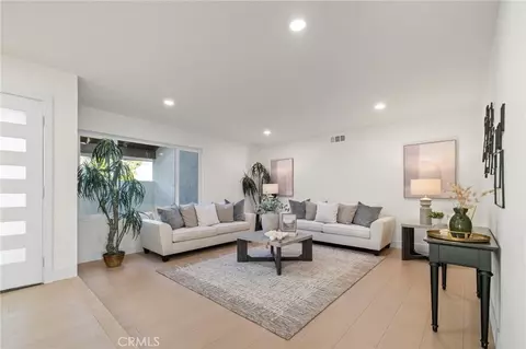 Living - 1917 N Omalley Way, Upland, CA 91784 photo 1 of 5