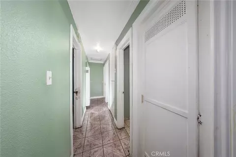 Entry Way - 1047 Calaveras Ave, Ontario, CA 91764 photo 3 of 3