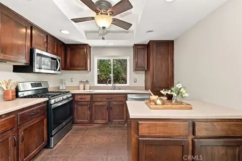 Kitchen - 11606 Mount Baldwin Ct, Rancho Cucamonga, CA 91737 photo 3 of 3